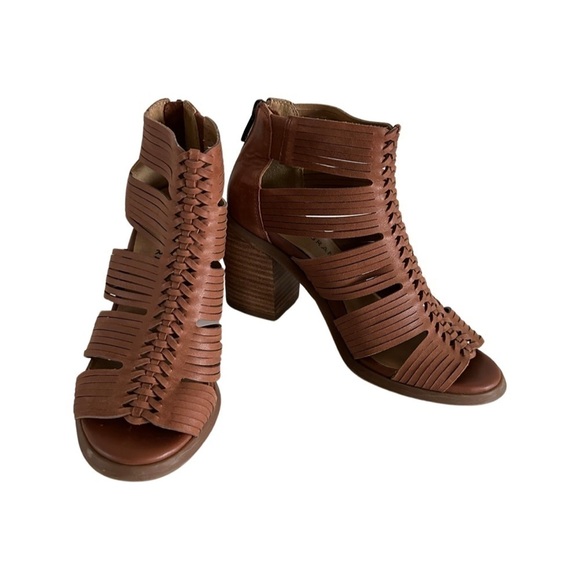 Lucky Brand Woven-Leather Open-Toe Block-Heel Sandal - Picture 1 of 14